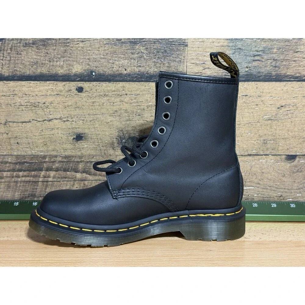 NEW-Dr Martens 11821 1460 Smooth Black Leather Combat Womens Boots Sz 6 Doc